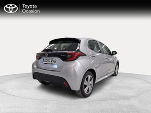 Toyota Yaris 1.5 120H Active Plus  - Foto 19