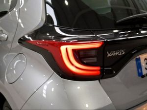 Toyota Yaris 1.5 120H Active Plus  - Foto 24
