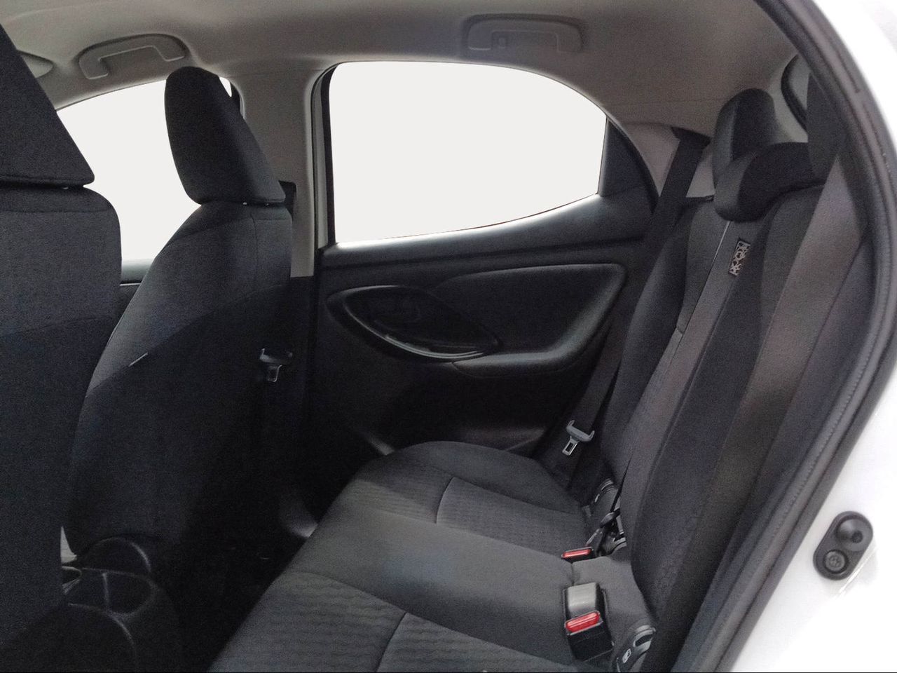 Toyota Yaris 1.5 125 S-Edition  - Foto 12