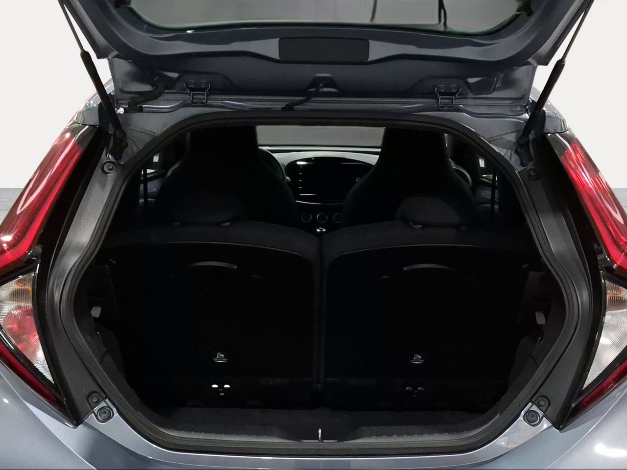 Toyota Aygo X Cross 1.0 VVT-I 72CV Play  - Foto 11