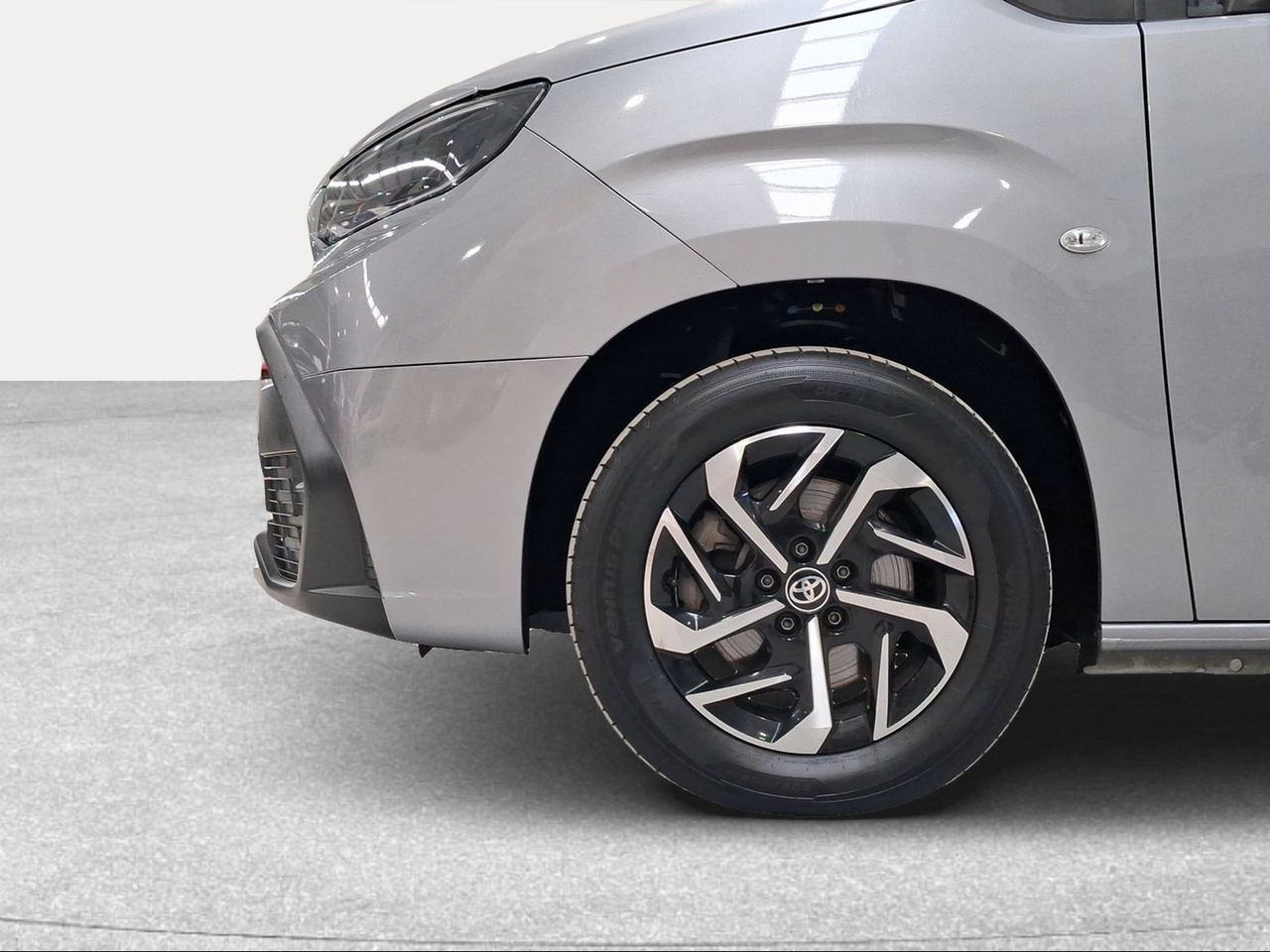 Toyota Proace City Family L2 1.5D 130CV Active 7p  - Foto 17