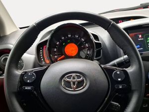 Toyota Aygo 1.0 70 x-play  - Foto 14