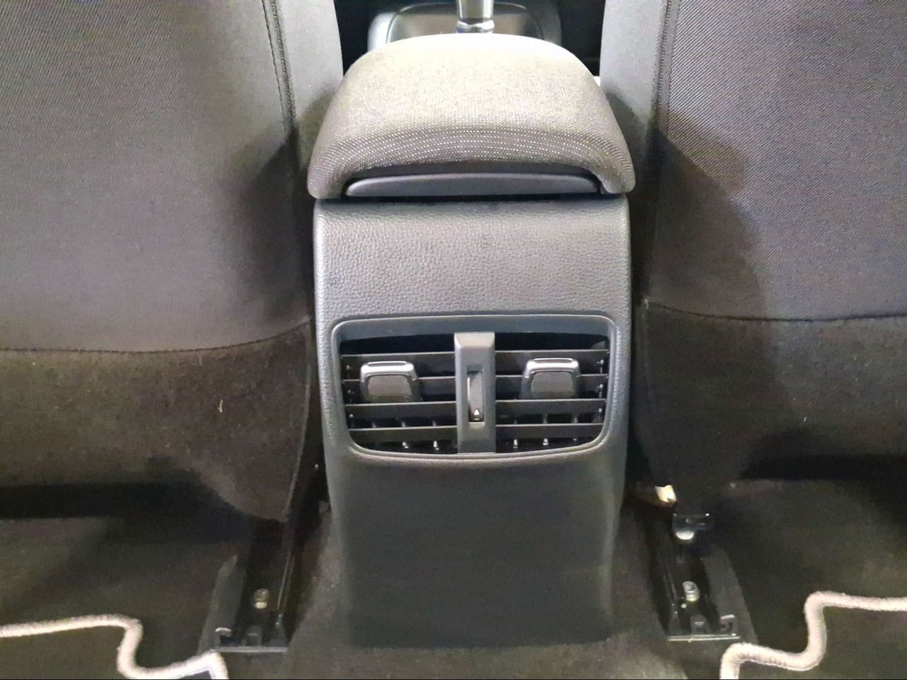 Toyota Corolla 140H Active Plus Touring Sport  - Foto 24