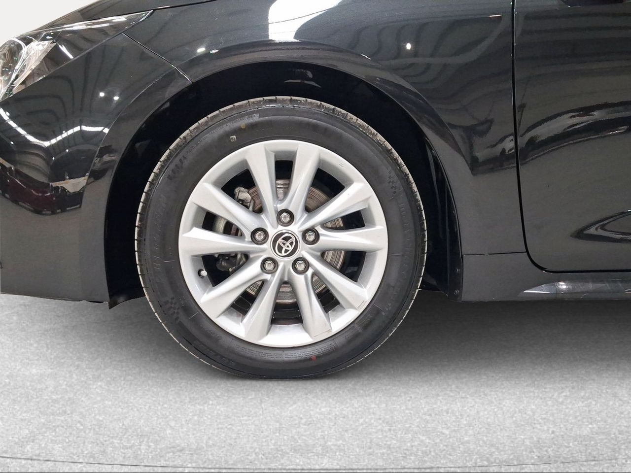 Toyota Corolla 140H Active Plus Touring Sport  - Foto 17