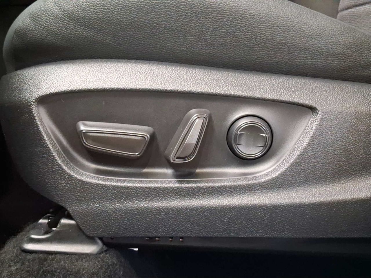 Toyota C-HR 1.8 Spirit Hybrid 140 Skyview  - Foto 27