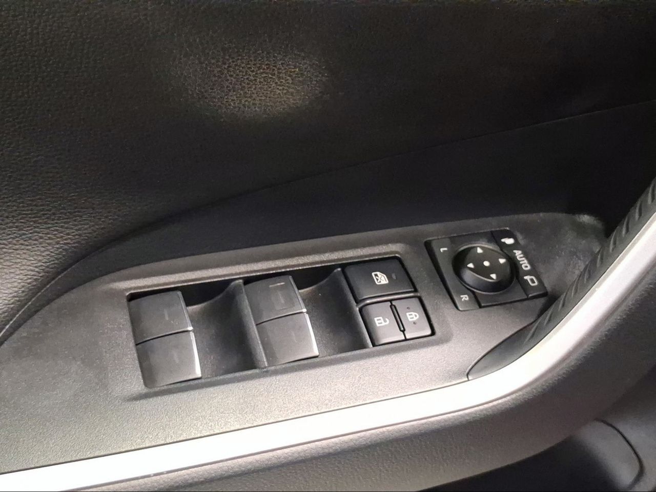 Toyota Rav4 2.5l 220H Advance  - Foto 24