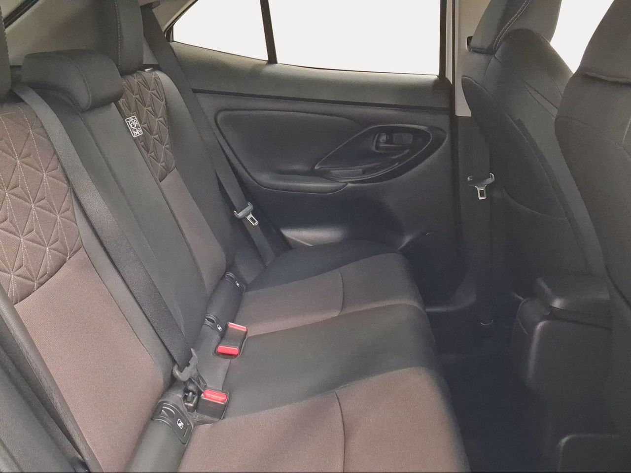 Toyota Yaris Cross 1.5 120H Style  - Foto 8