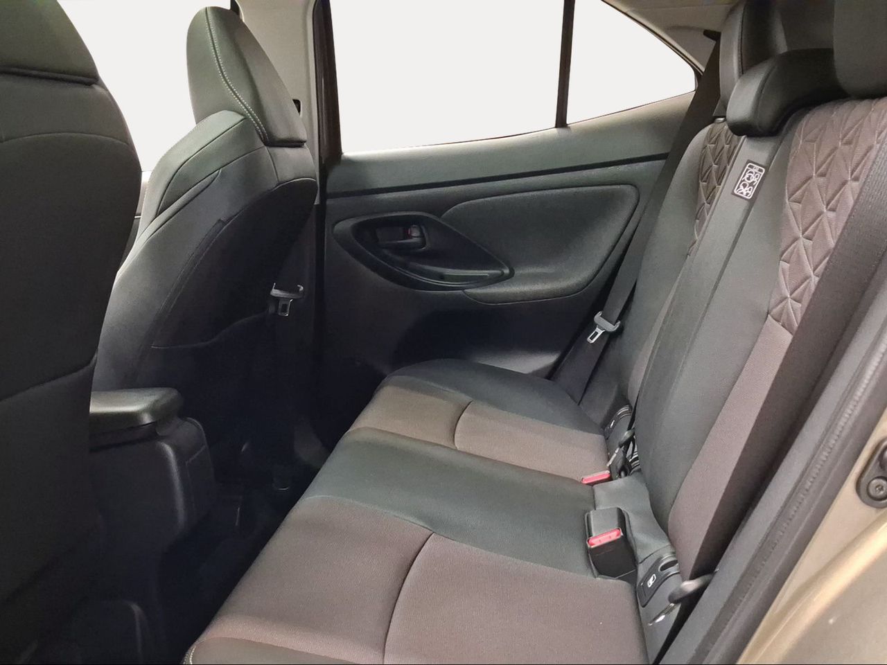 Toyota Yaris Cross 1.5 120H Style Plus  - Foto 12