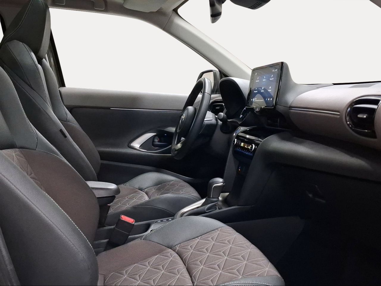 Toyota Yaris Cross 1.5 120H Style Plus  - Foto 7