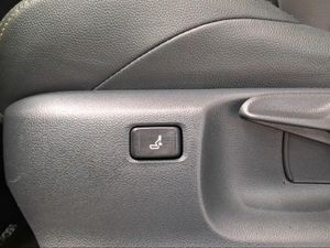 Toyota Yaris Cross 1.5 120H Adventure  - Foto 23