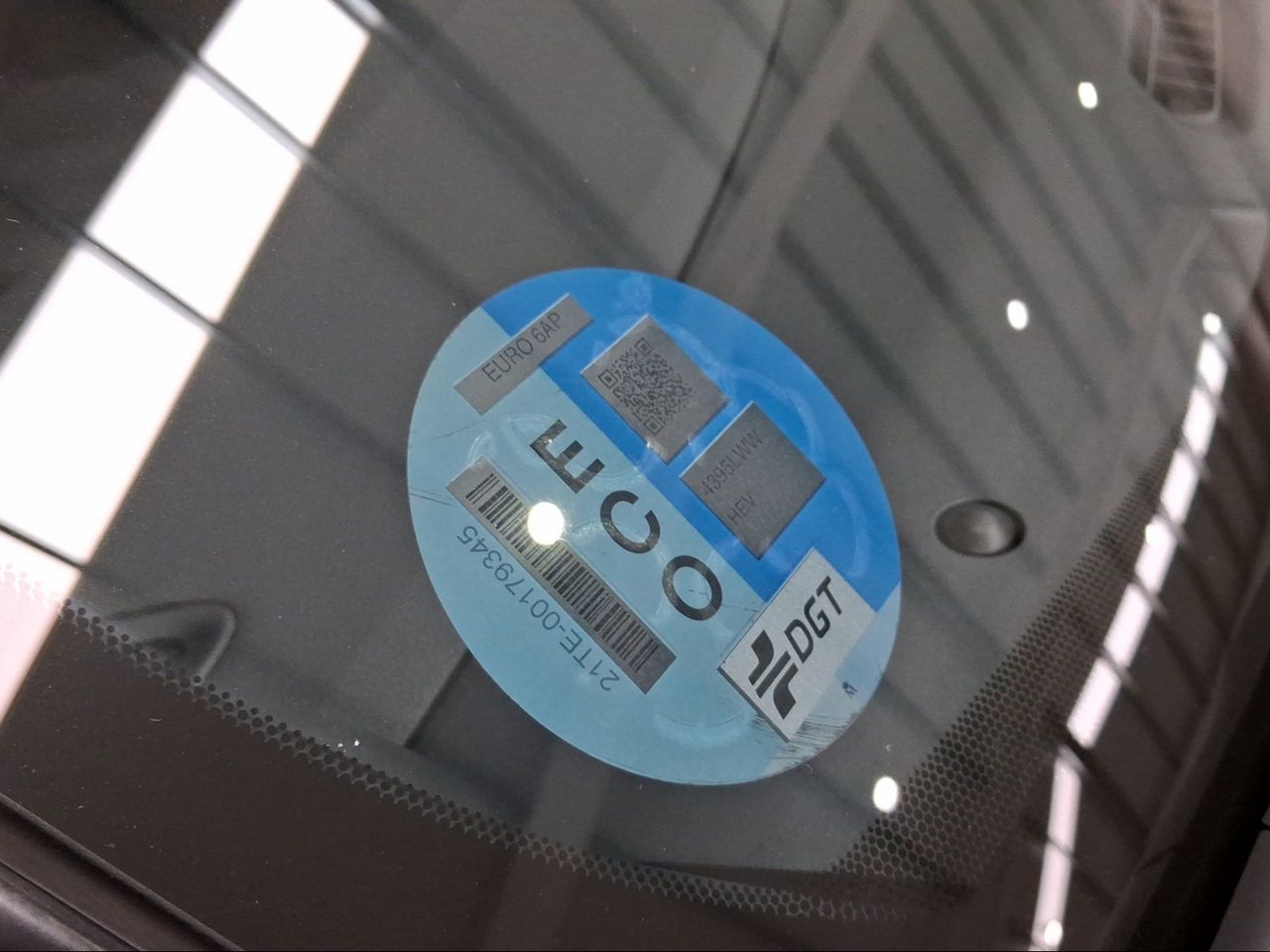 Toyota Yaris Cross 1.5 120H Adventure  - Foto 21