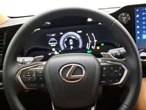 Lexus NX 350h Executive+ 2WD  - Foto 15