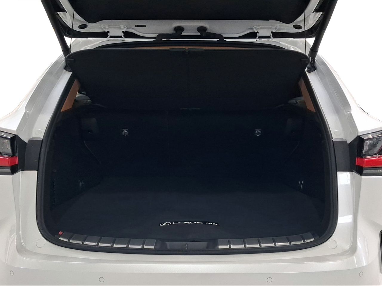 Lexus NX 350h Executive+ 2WD  - Foto 10