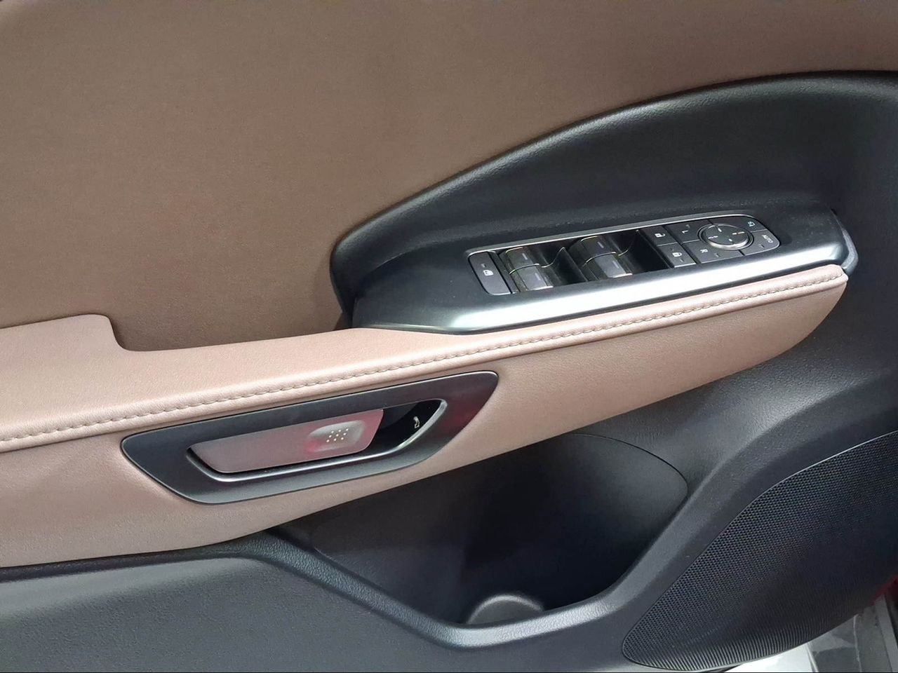 Lexus LBX 1.5 136cv HEV Elegant+  - Foto 18