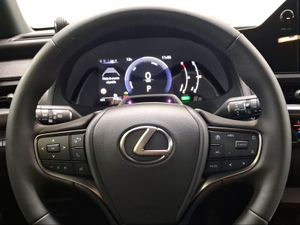 Lexus UX 2.0 300h UX Plus  - Foto 17