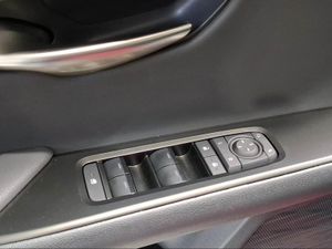 Lexus UX 2.0 300h UX Plus  - Foto 15