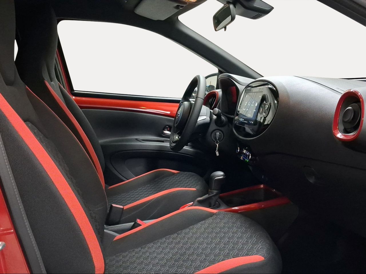 Toyota Aygo X Cross 1.0 VVT-I 72CV Like  - Foto 7