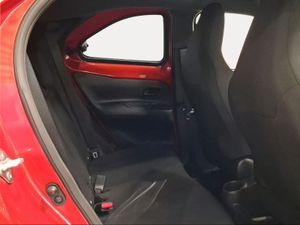 Toyota Aygo X Cross 1.0 VVT-I 72CV Like  - Foto 8