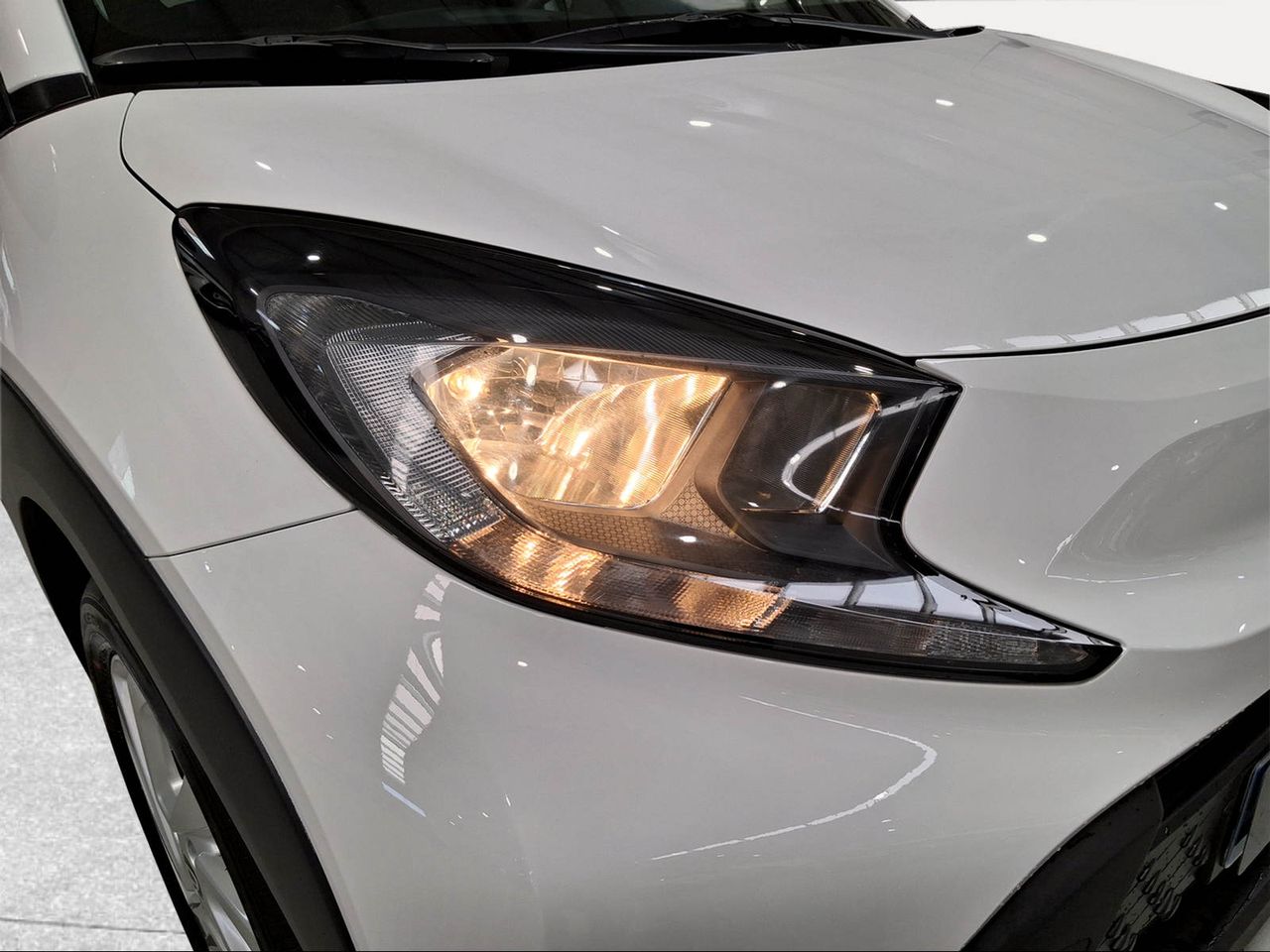 Toyota Aygo X Cross 1.0 VVT-I 72CV Play  - Foto 22