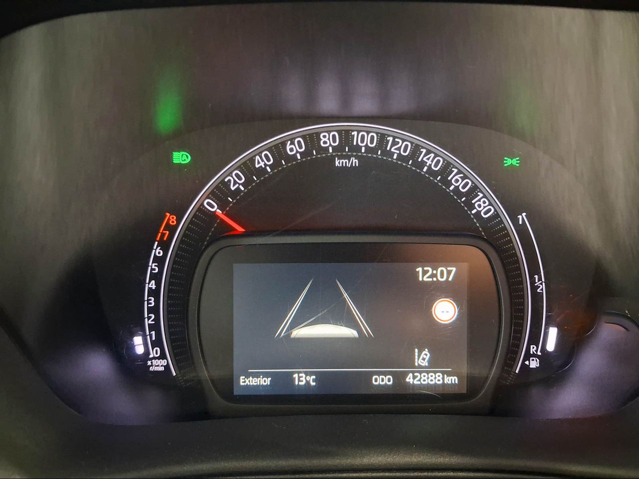 Toyota Aygo X Cross 1.0 VVT-I 72CV Play  - Foto 15