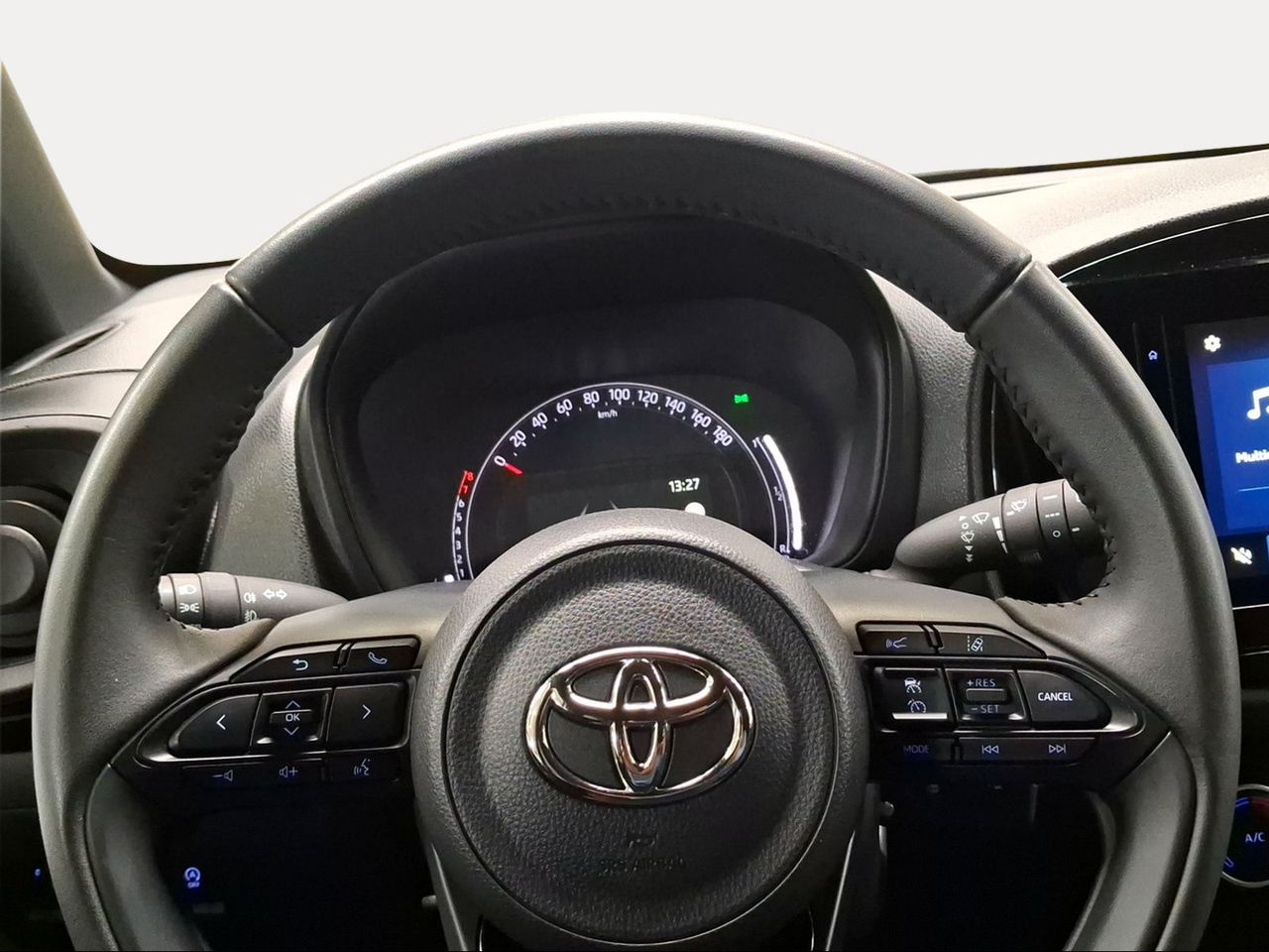 Toyota Aygo X Cross 1.0 VVT-I 72CV Play  - Foto 14