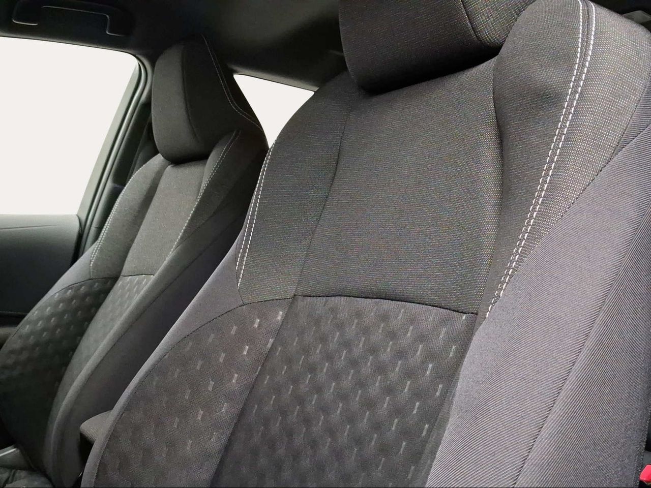 Toyota Corolla 140H Active Plus Touring Sport  - Foto 22