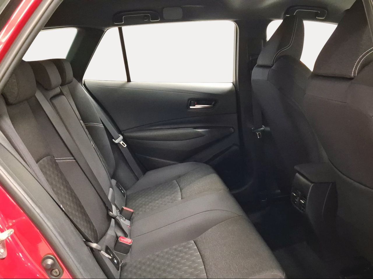 Toyota Corolla 140H Active Plus Touring Sport  - Foto 8