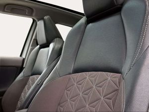 Toyota Yaris Cross 1.5 120H Style Plus  - Foto 26