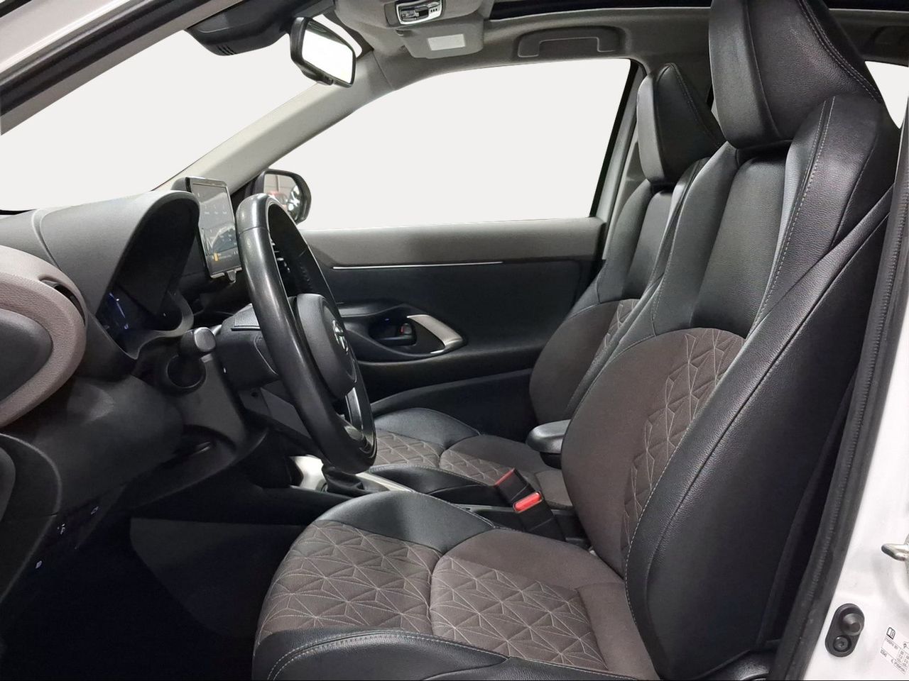 Toyota Yaris Cross 1.5 120H Style Plus  - Foto 13
