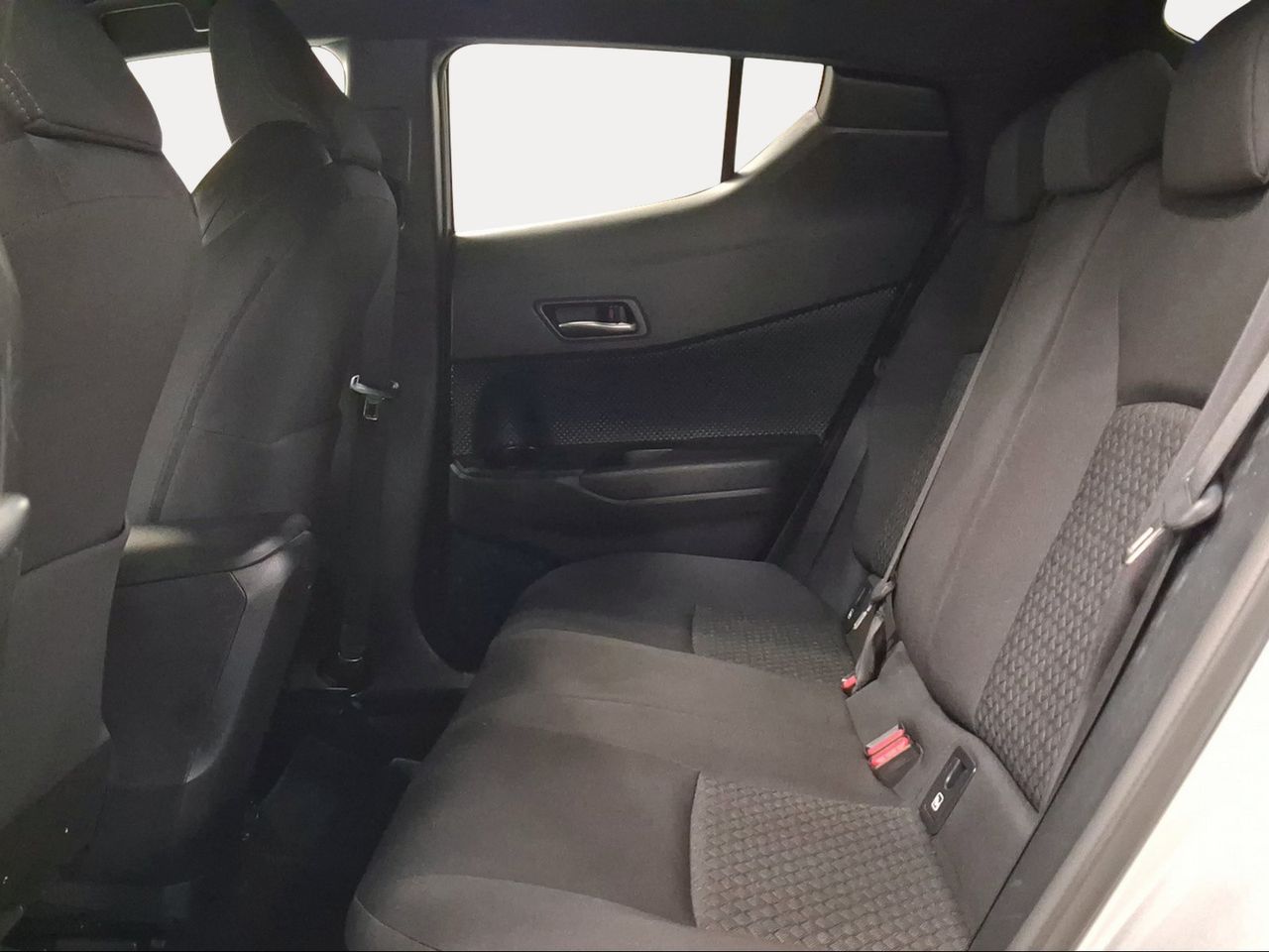 Toyota C-HR 1.8 125H Advance  - Foto 12