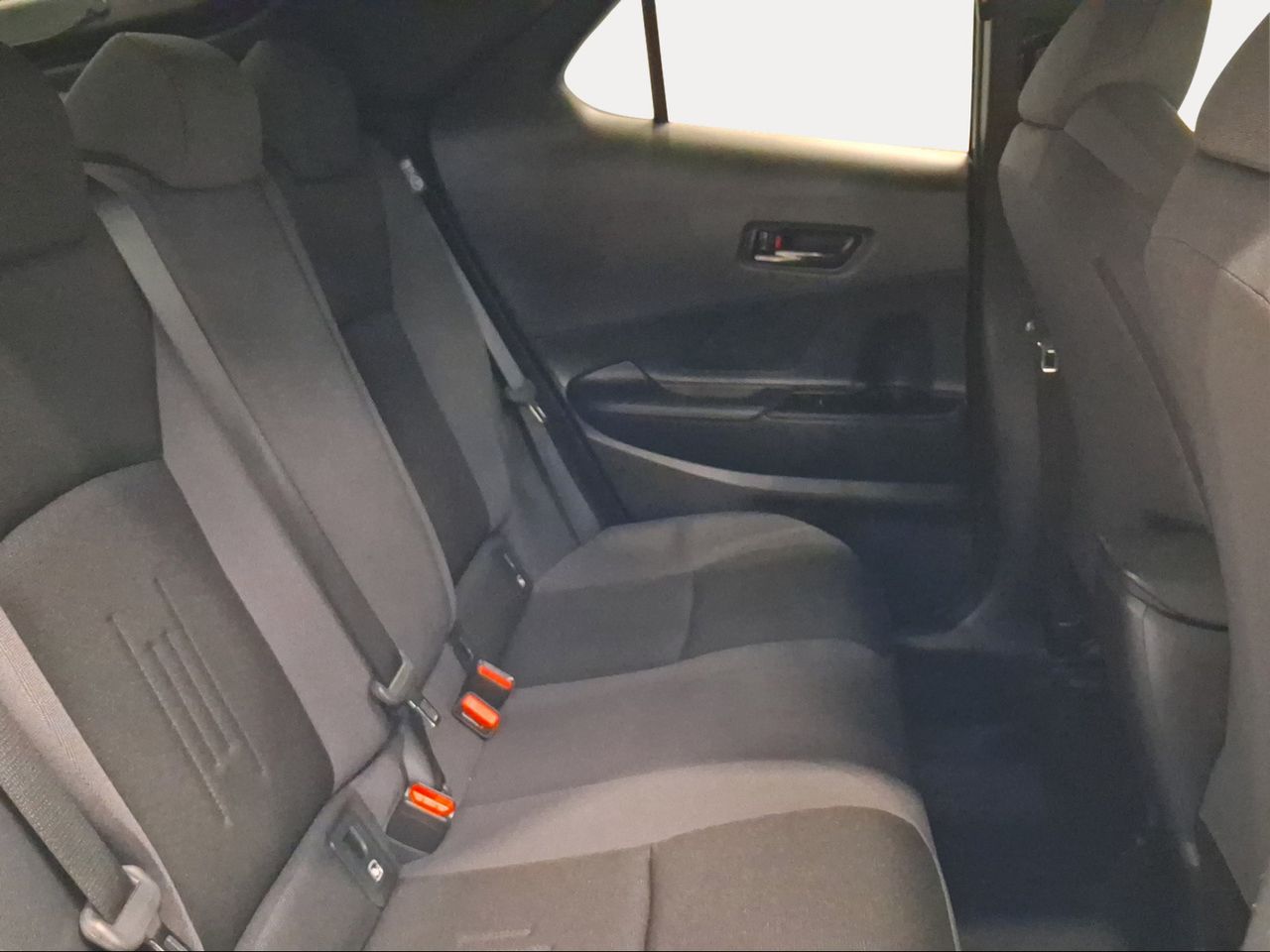 Toyota C-HR 1.8 140H Advance  - Foto 8