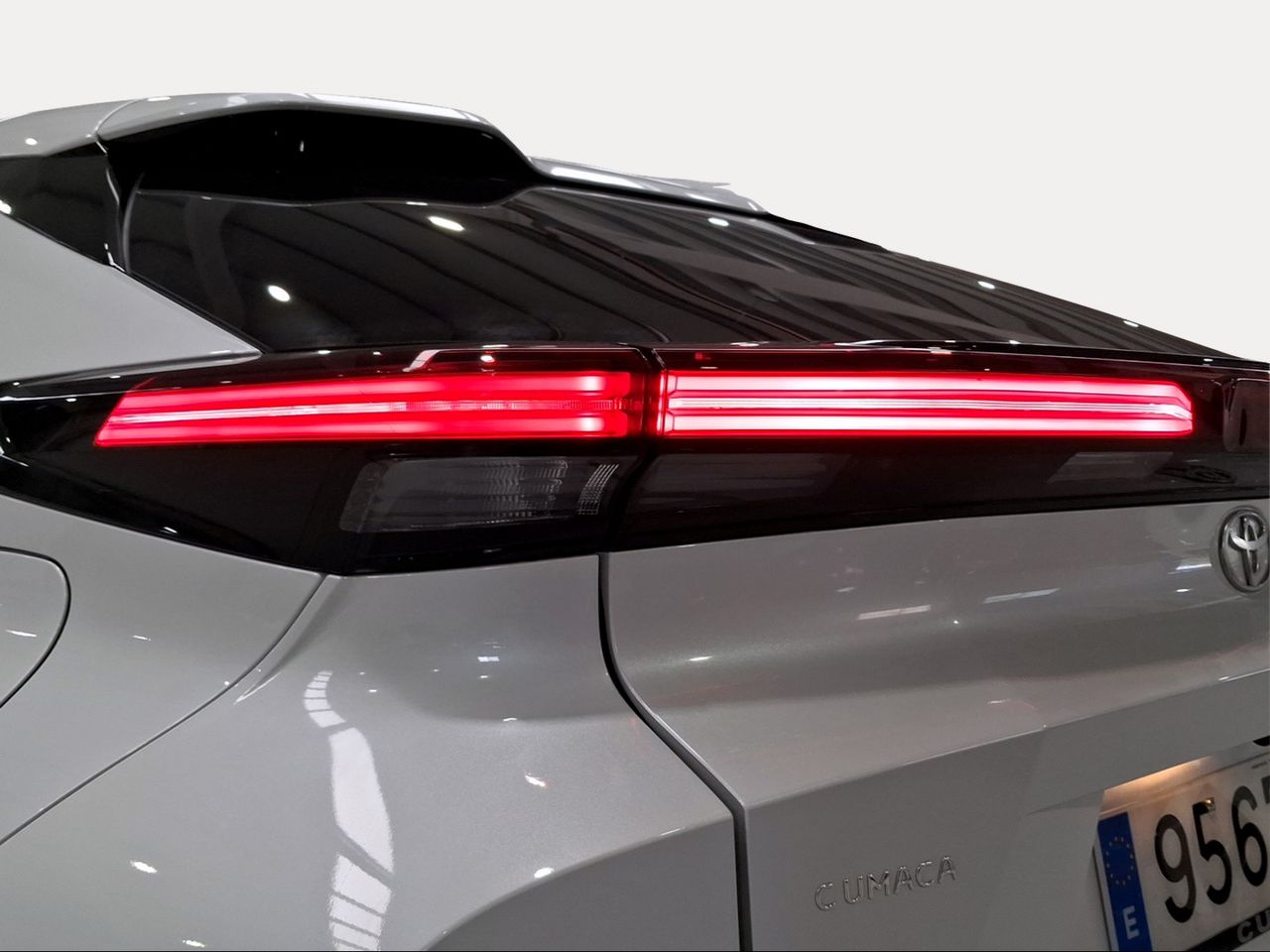 Toyota C-HR 1.8 140H Advance  - Foto 28