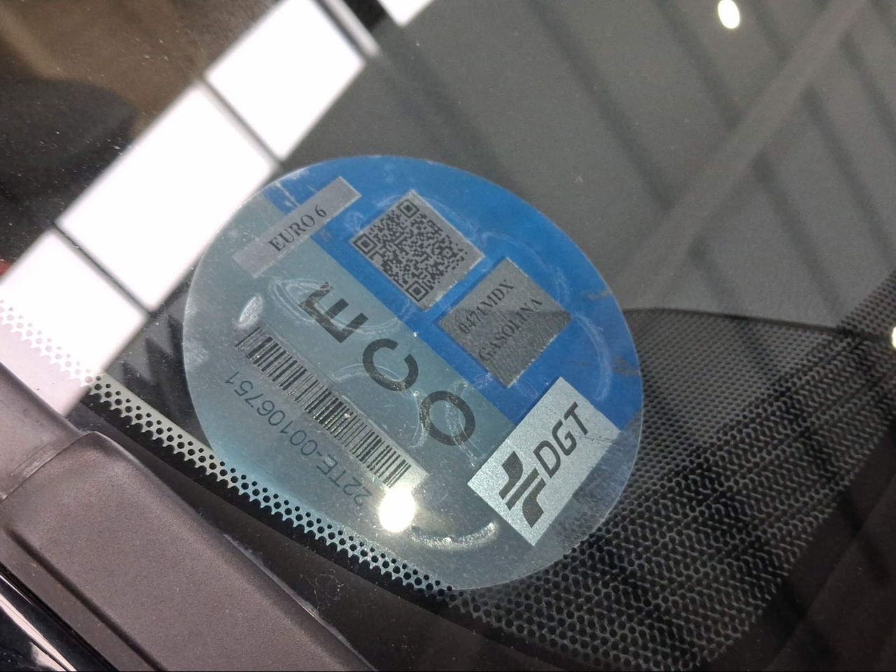 Toyota Rav4 220H e-CVT 4x4 Luxury  - Foto 21