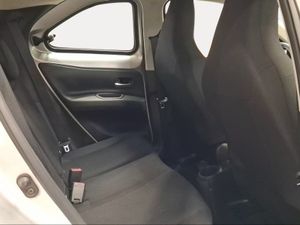 Toyota Aygo X Cross 1.0 VVT-I 72CV Play  - Foto 8