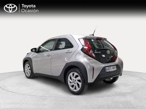 Toyota Aygo X Cross 1.0 VVT-I 72CV Play  - Foto 3