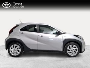 Toyota Aygo X Cross 1.0 VVT-I 72CV Play  - Foto 18