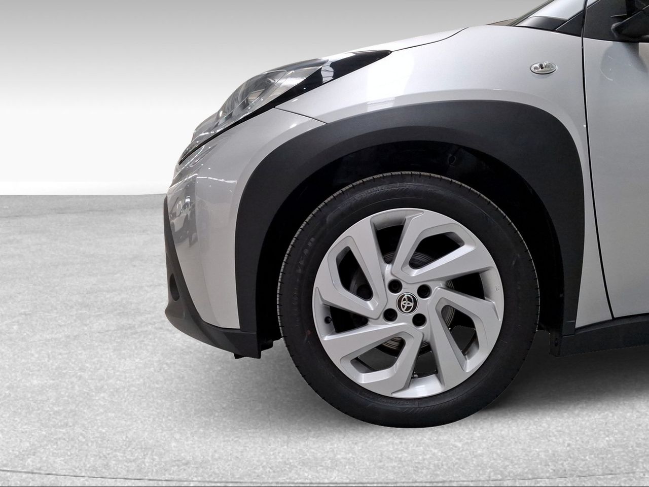 Toyota Aygo X Cross 1.0 VVT-I 72CV Play  - Foto 17