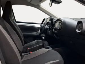 Toyota Aygo X Cross 1.0 VVT-I 72CV Play  - Foto 7