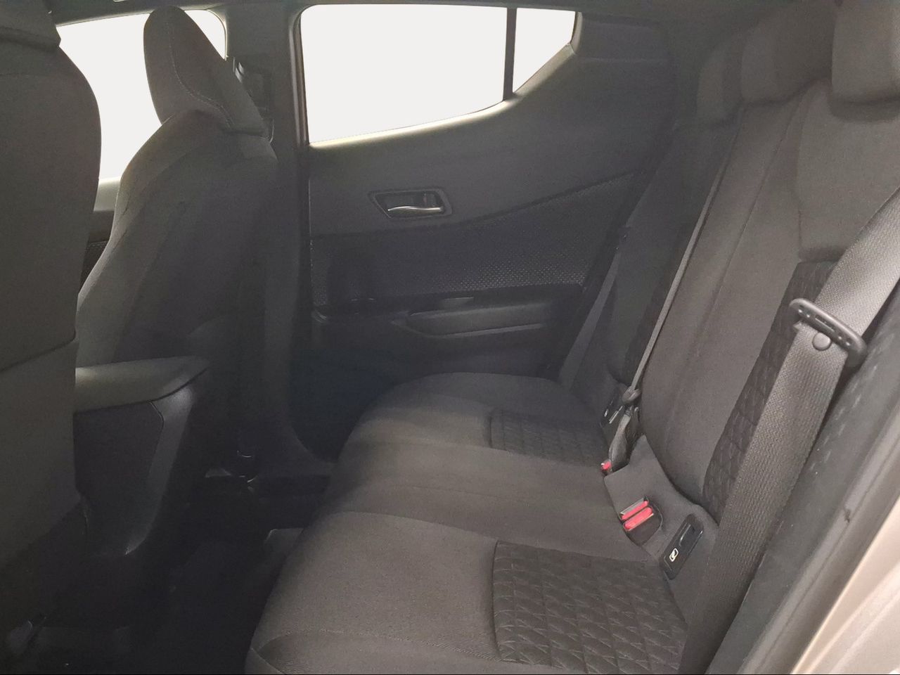 Toyota C-HR 1.8 125H Advance  - Foto 12