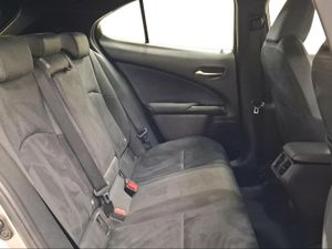 Lexus UX 2.0 250h Business  - Foto 8