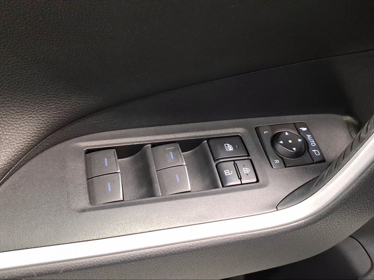 Toyota Rav4 2.5l 220H Advance  - Foto 22