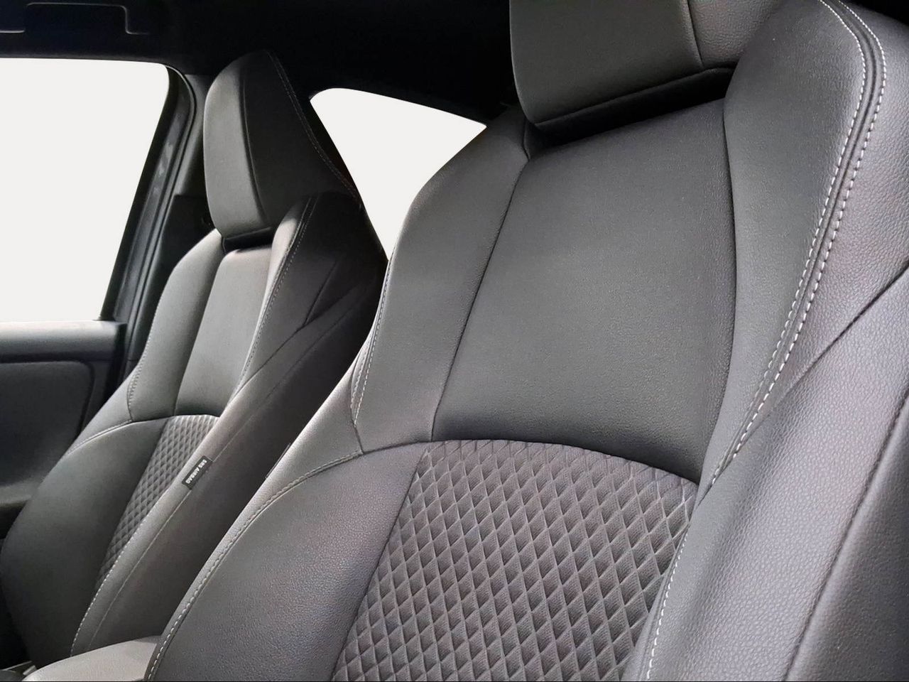 Toyota Yaris 1.5 120H Style  - Foto 23