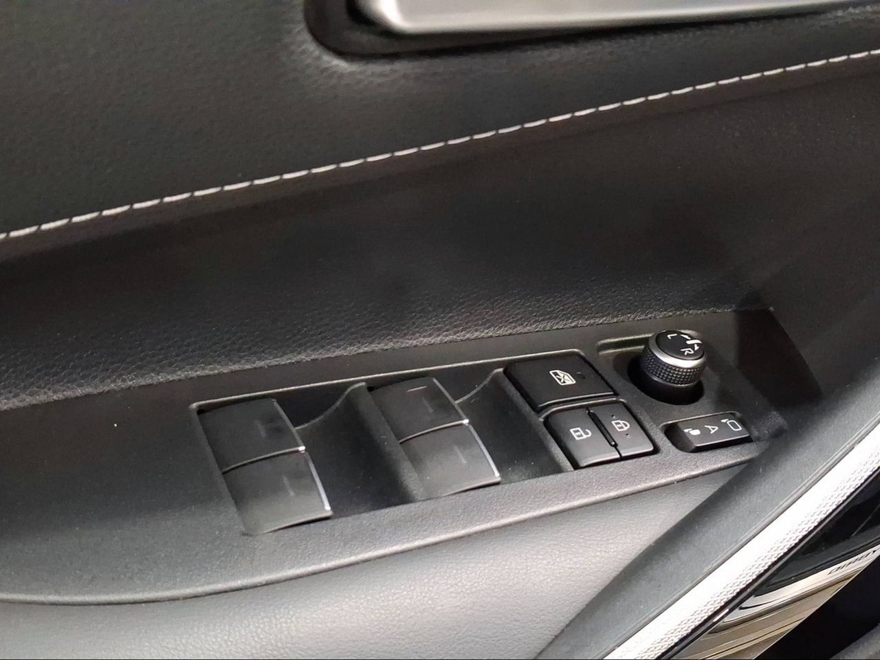 Toyota Corolla 1.8 125H FEEL! E-CVT  - Foto 22