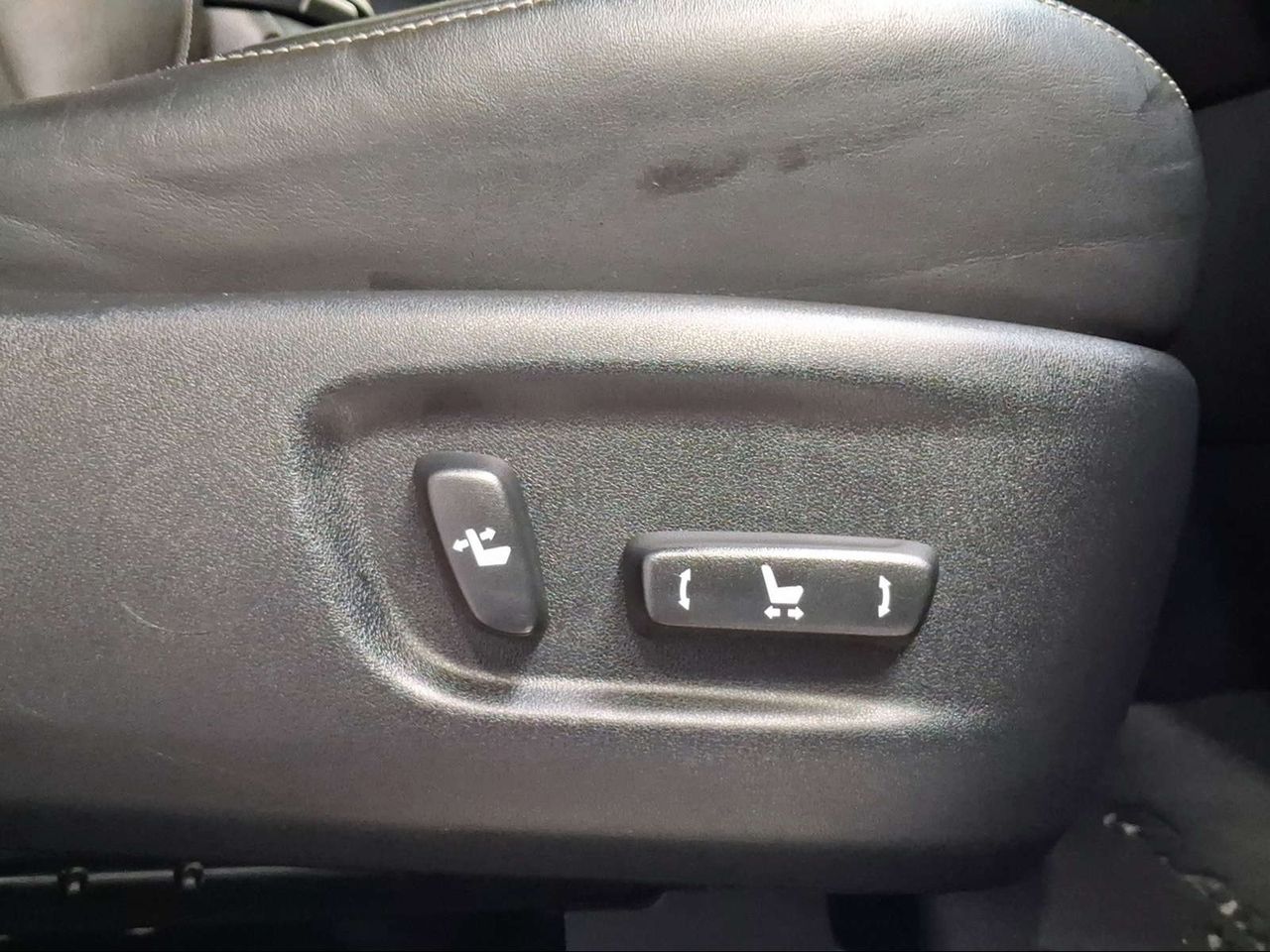 Lexus NX 2.5 300h Executive Navigation 4WD  - Foto 19