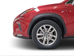 Lexus NX 2.5 300h Executive Navigation 4WD  - Foto 11