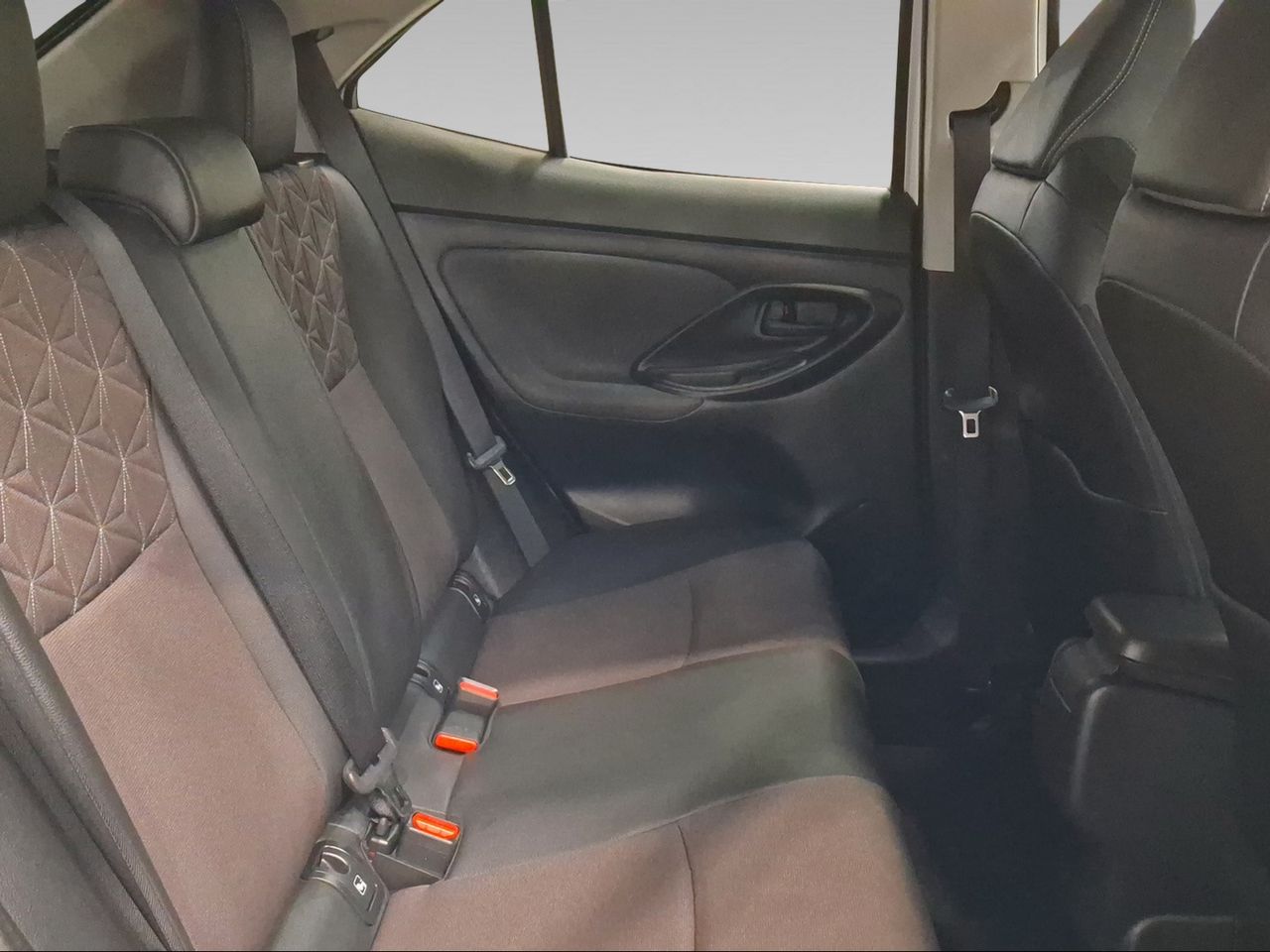 Toyota Yaris Cross 1.5 120H Style  - Foto 8