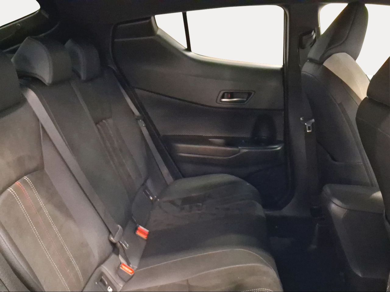 Toyota C-HR 2.0 180H GR Sport Black Edition  - Foto 8