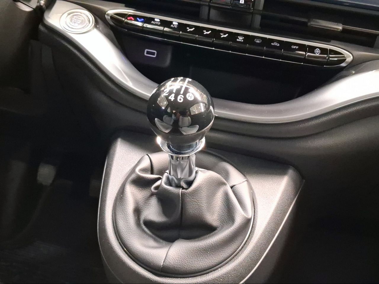 Fiat 500 TORINO 1.0 Hybrid 48kW (65cv)  - Foto 20