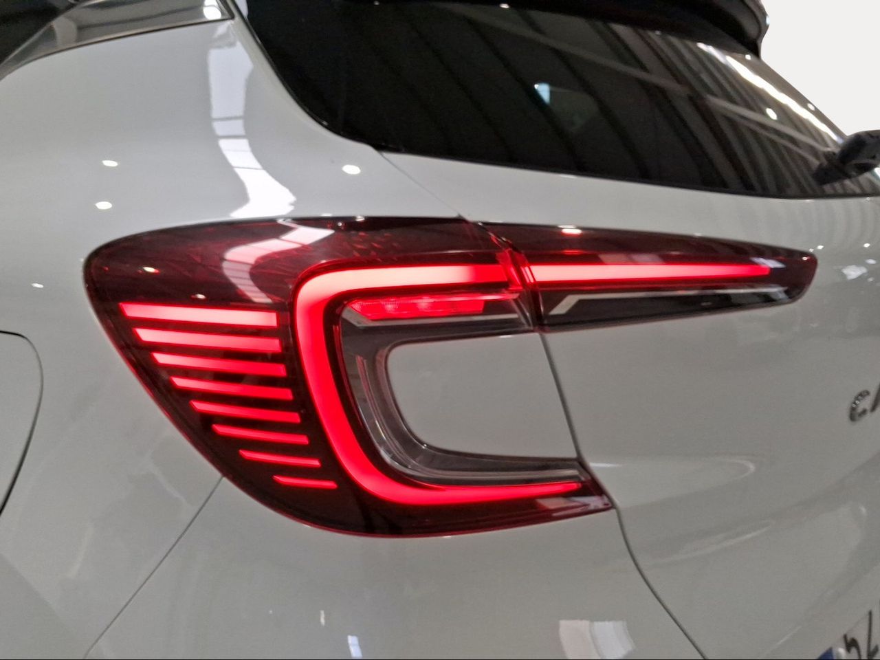 Renault Captur Zen E-TECH Híbrido enchufable 160cv  - Foto 27