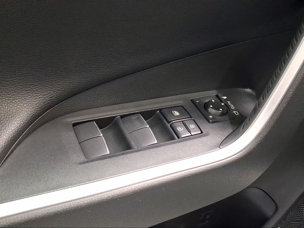 Toyota Rav4 2.5l 220H Advance  - Foto 23